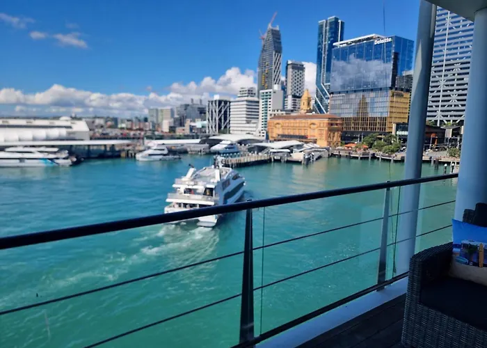 Princes Wharf - Luxury